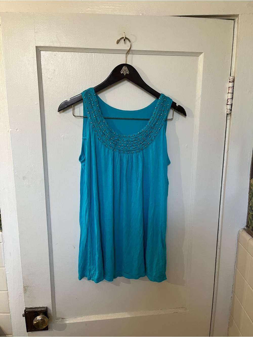 Dress Barn Turquoise Beaded Scoop Neck Tank Top Size Medium EUC